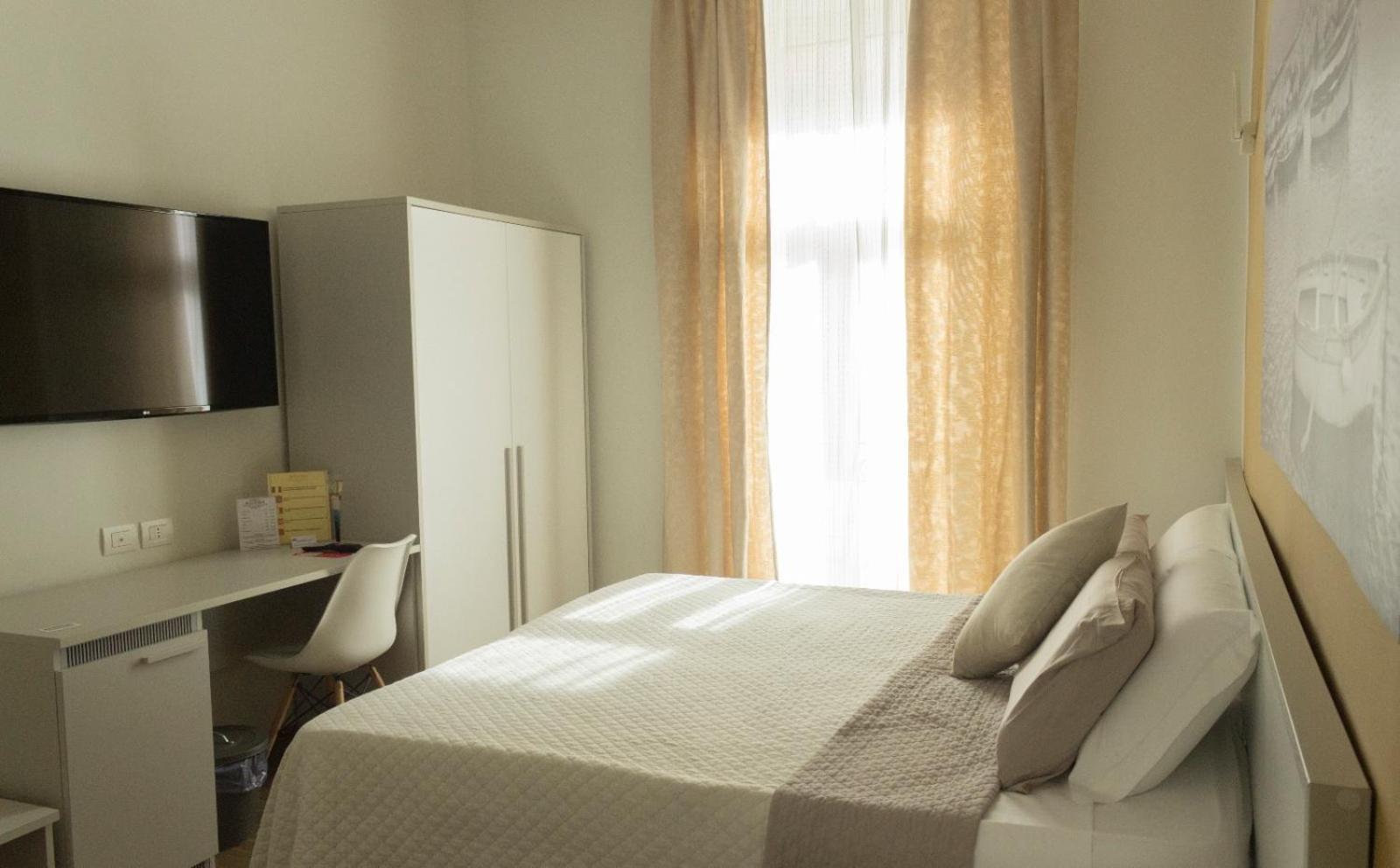 Rooms Stazione Centrale Naples Chambre photo