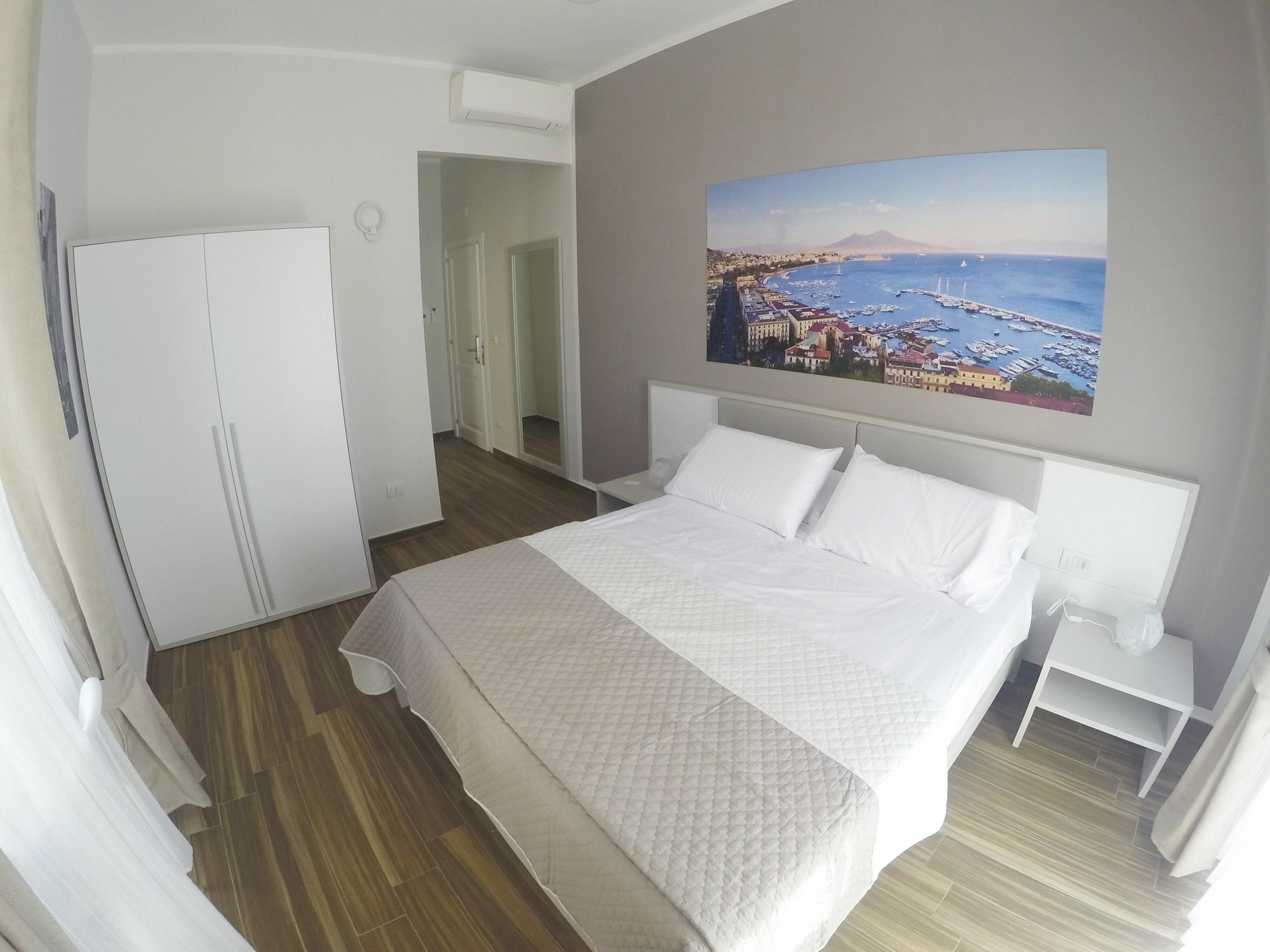 Rooms Stazione Centrale Naples Extérieur photo