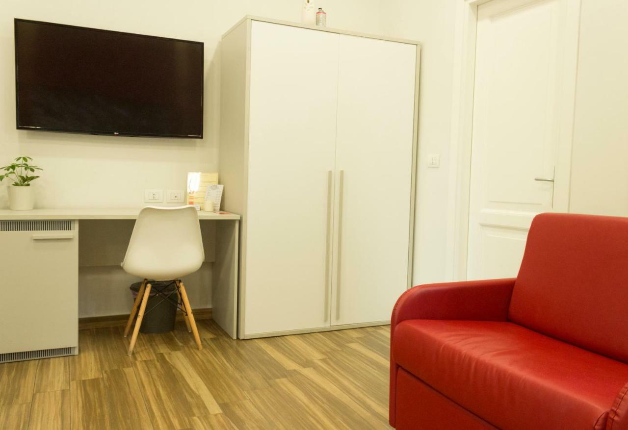 Rooms Stazione Centrale Naples Extérieur photo